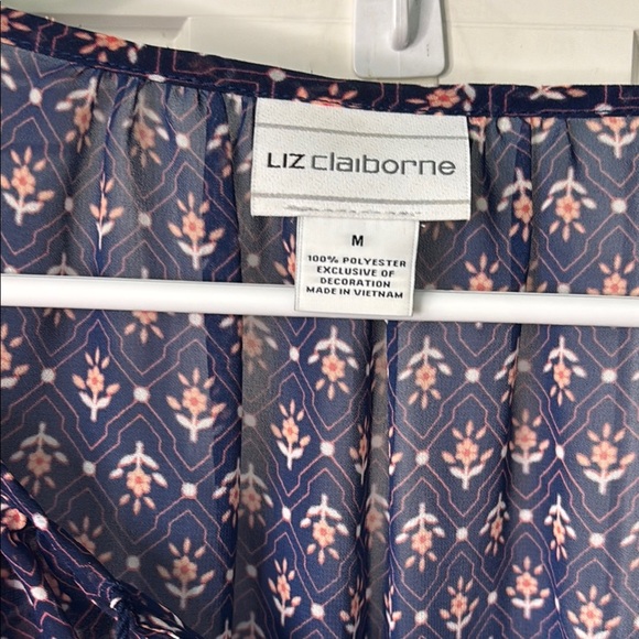 EUC Women’s Apt. 9 3/4 Sleeve Tie Front Blouse - Picture 2 of 5